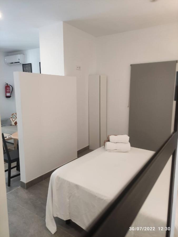 Complejo Pinta18 At1, At2 Y At3 Apartment Seville Ngoại thất bức ảnh