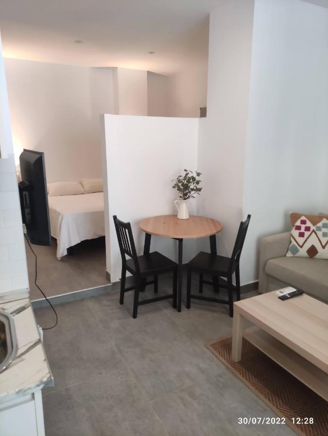 Complejo Pinta18 At1, At2 Y At3 Apartment Seville Ngoại thất bức ảnh