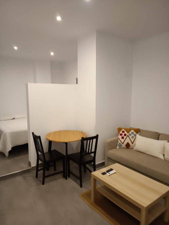 Complejo Pinta18 At1, At2 Y At3 Apartment Seville Ngoại thất bức ảnh