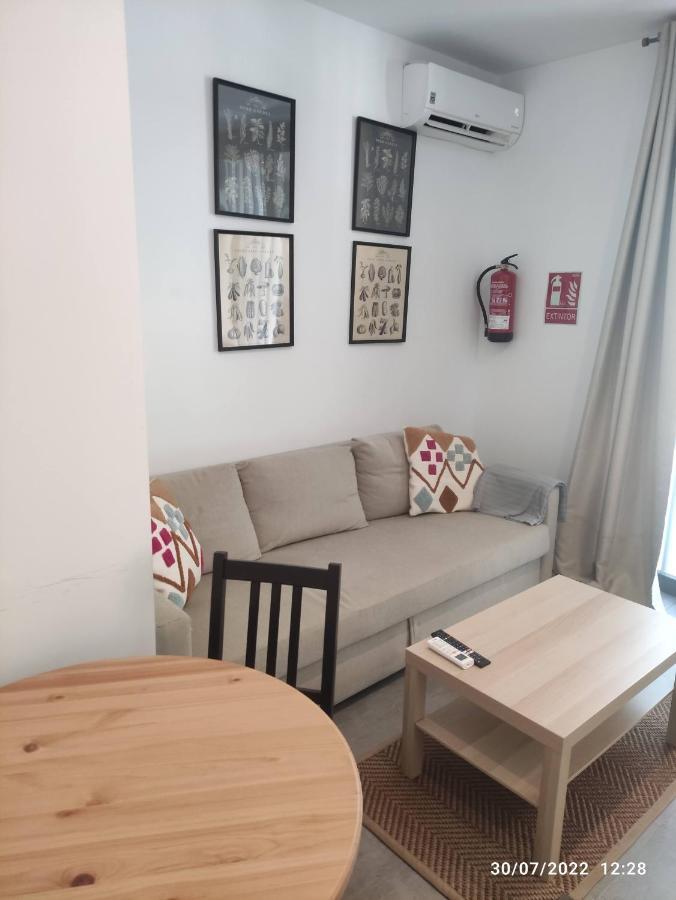 Complejo Pinta18 At1, At2 Y At3 Apartment Seville Ngoại thất bức ảnh