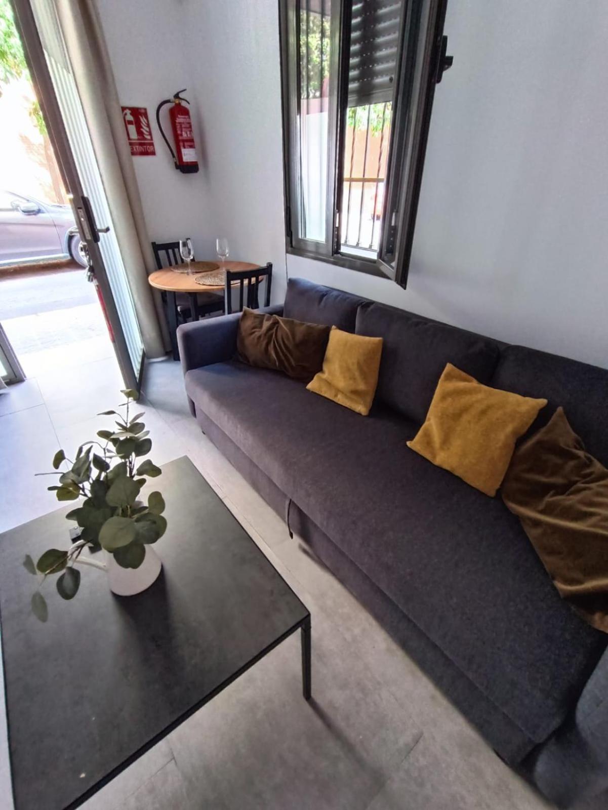 Complejo Pinta18 At1, At2 Y At3 Apartment Seville Ngoại thất bức ảnh